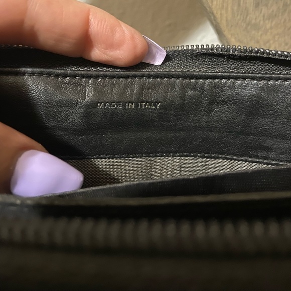 ⚜️💋Chanel Timeless WOC Pearl Crush Crossbody Chain Black / Gold Tone - Picture 12 of 15